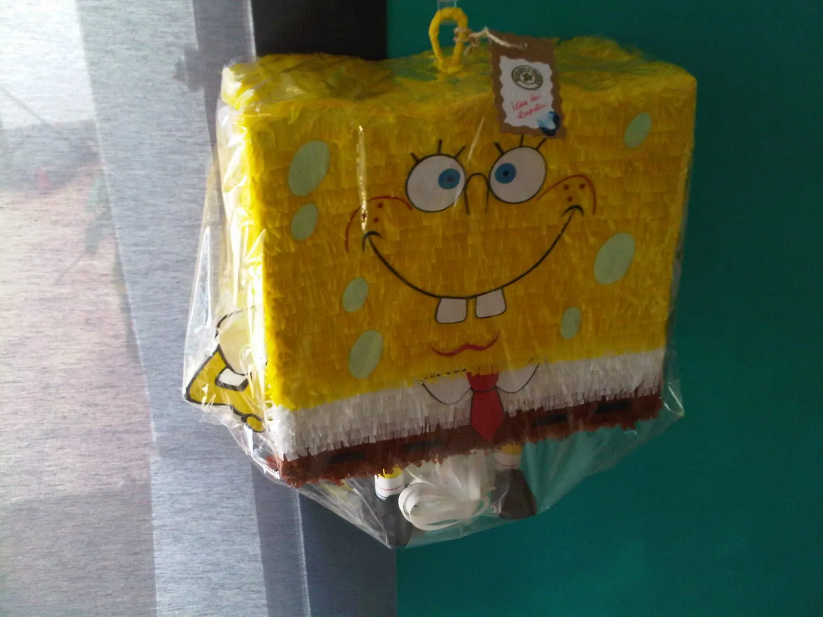 Cositas de Mi Taller: Bob Sponja Piñata Pequeña Cositas de Mi Taller: Bob Sponja Piñata Pequeña