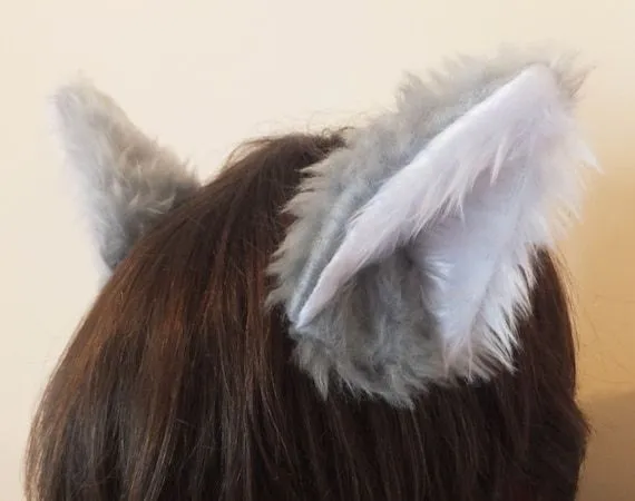 Cosplay Furry Grey Silver Wolf Fox Ears on Hair por KittenTreasures Cosplay Furry Grey Silver Wolf Fox Ears on Hair por KittenTreasures