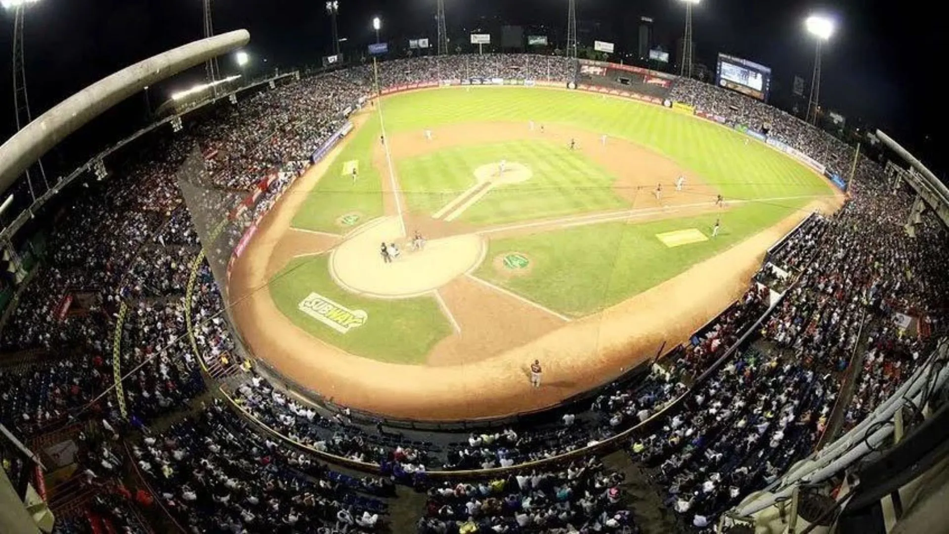 Cuánto costará ver a los Leones del Caracas esta temporada? - VPITV Cuánto costará ver a los Leones del Caracas esta temporada? - VPITV