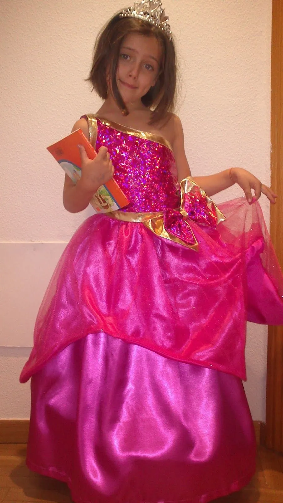 La costura de Nicoleta: Disfraz de Barbie Escuela de Princesas