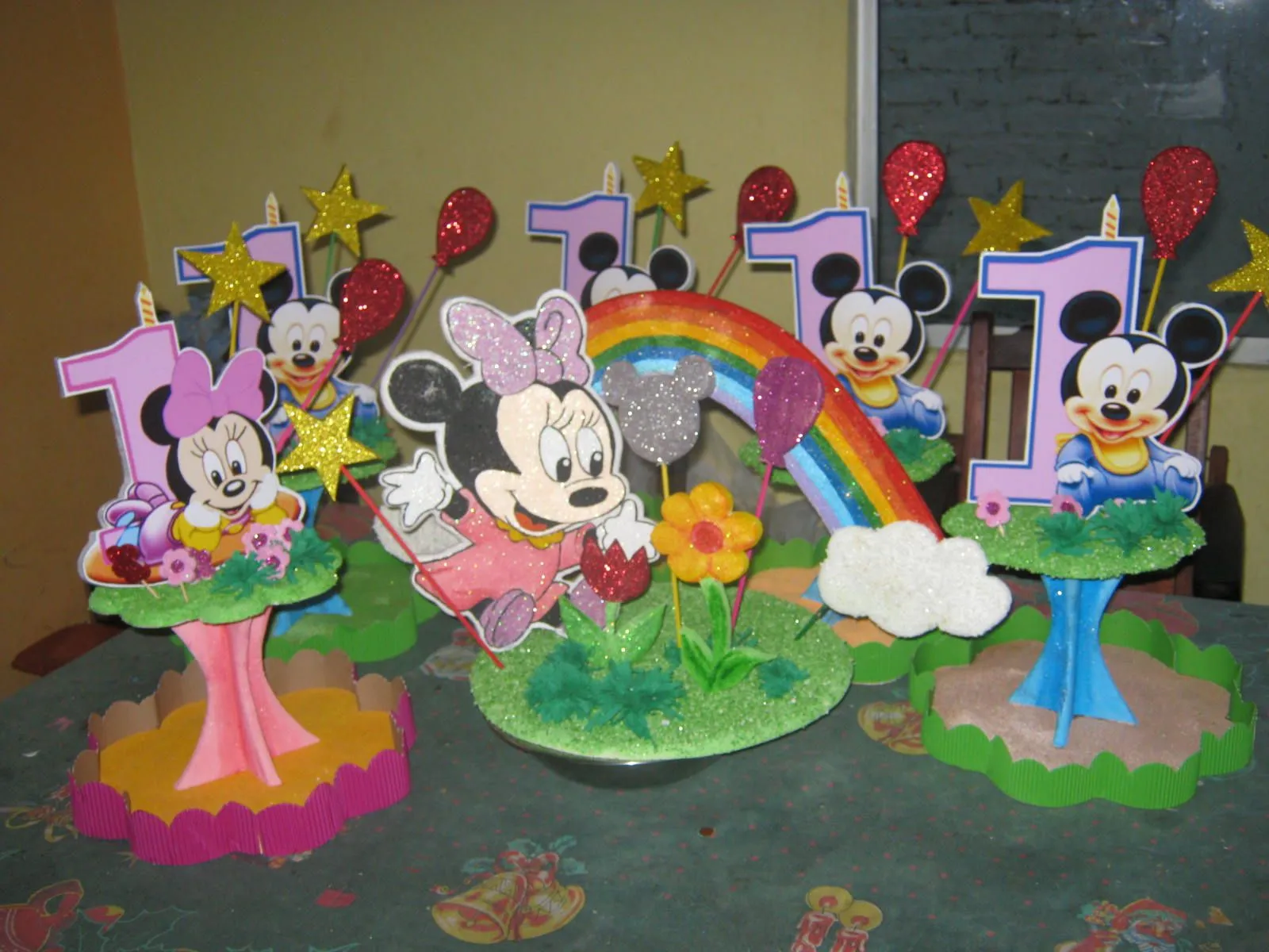Cotillones en goma eva de Minnie Mouse - Imagui Cotillones en goma eva de Minnie Mouse - Imagui