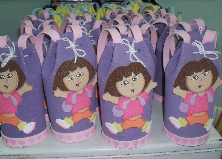 Cotillon en goma eva de Mickey Mouse - Imagui Cotillon en goma eva de Mickey Mouse - Imagui