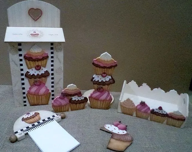Country madera painting | cupcakes | Pinterest