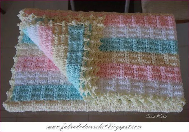 couvertures et accessoires - Modèles pour Bébé au Crochet