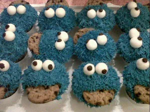 éstos. Son Elmo o Coco, el Monstruo de las Galletas, Monstruo ... éstos. Son Elmo o Coco, el Monstruo de las Galletas, Monstruo ...