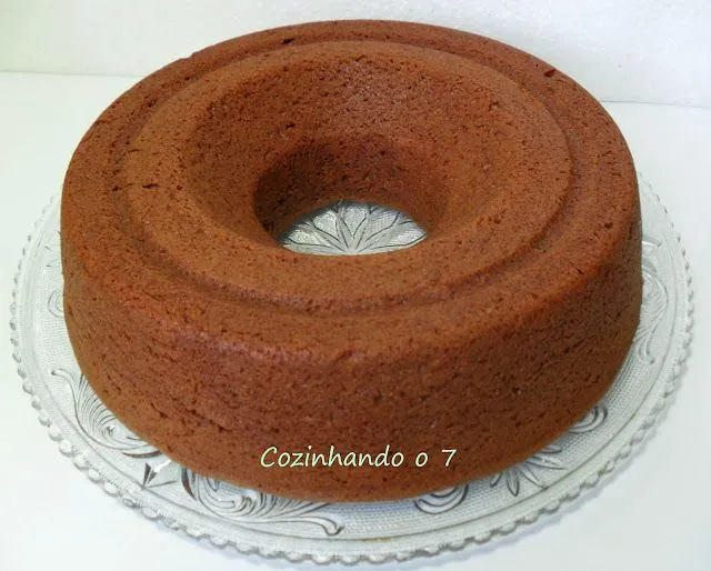 Cozinhando o 7: Bolo de Chocolate com Biomassa de Banana Verde