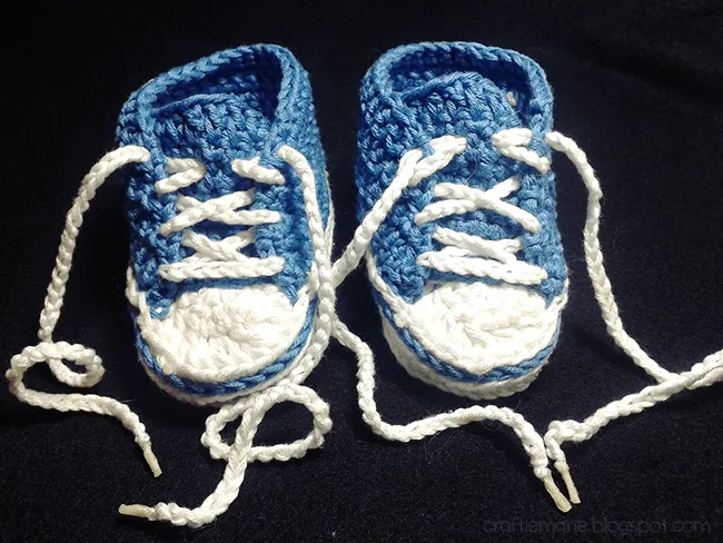 Craftie Marie: Patucos Converse | Converse Baby Booties Craftie Marie: Patucos Converse | Converse Baby Booties