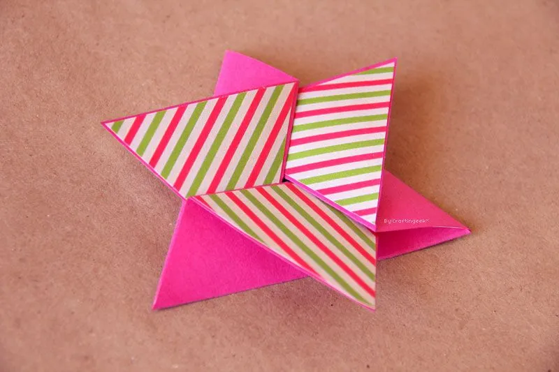 Craftingeek*: Tarjeta Estrella Scrapbook paso a paso // Star card DIY Craftingeek*: Tarjeta Estrella Scrapbook paso a paso // Star card DIY