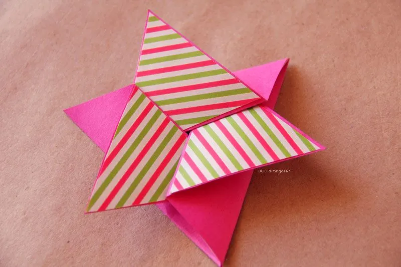 Craftingeek*: Tarjeta Estrella Scrapbook paso a paso // Star card DIY Craftingeek*: Tarjeta Estrella Scrapbook paso a paso // Star card DIY