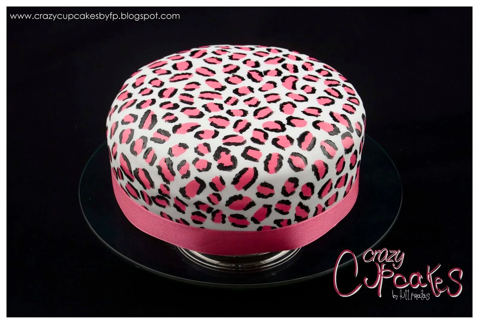 Crazy Cupcakes: Kitty + Animal Print Crazy Cupcakes: Kitty + Animal Print