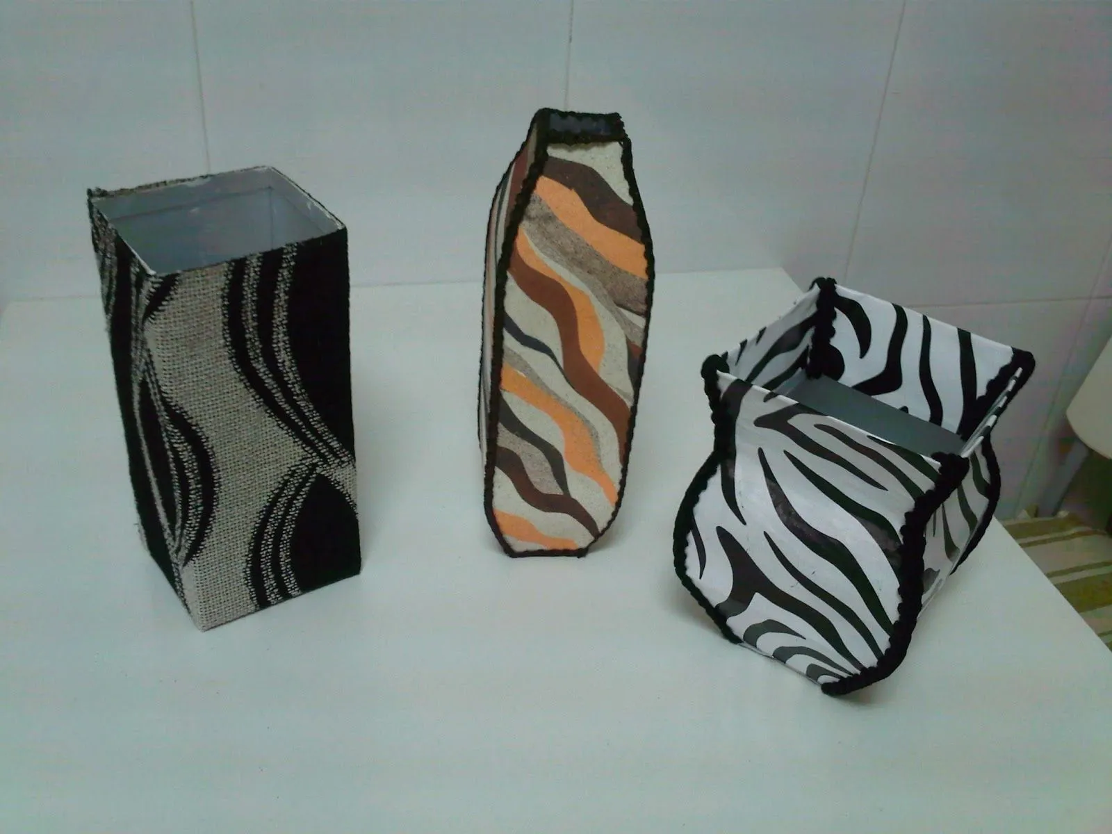 Crea y Aprende Manualidades : reciclado de brik de leche y cajas Crea y Aprende Manualidades : reciclado de brik de leche y cajas