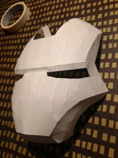 Creación del casco de ironman con cartulina y carton Creación del casco de ironman con cartulina y carton