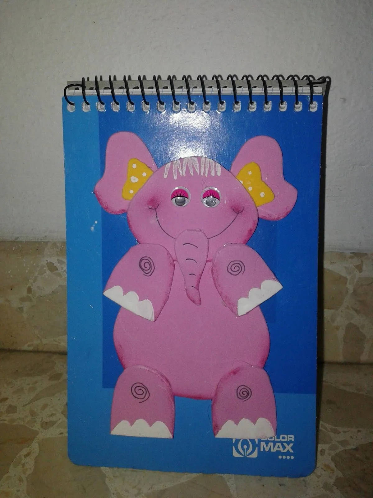 Creaciones de Ana: Cuaderno Elefante Goma Eva Creaciones de Ana: Cuaderno Elefante Goma Eva