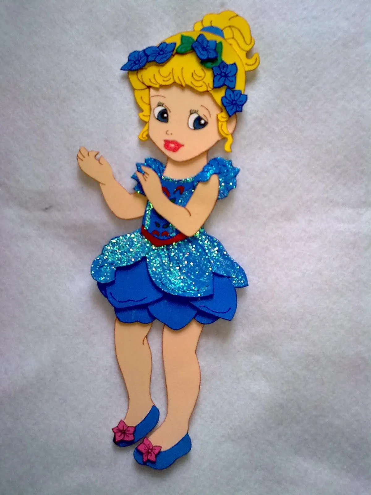 Creaciones Isabel: Princesas en foamy estas las hice en un curso ... Creaciones Isabel: Princesas en foamy estas las hice en un curso ...