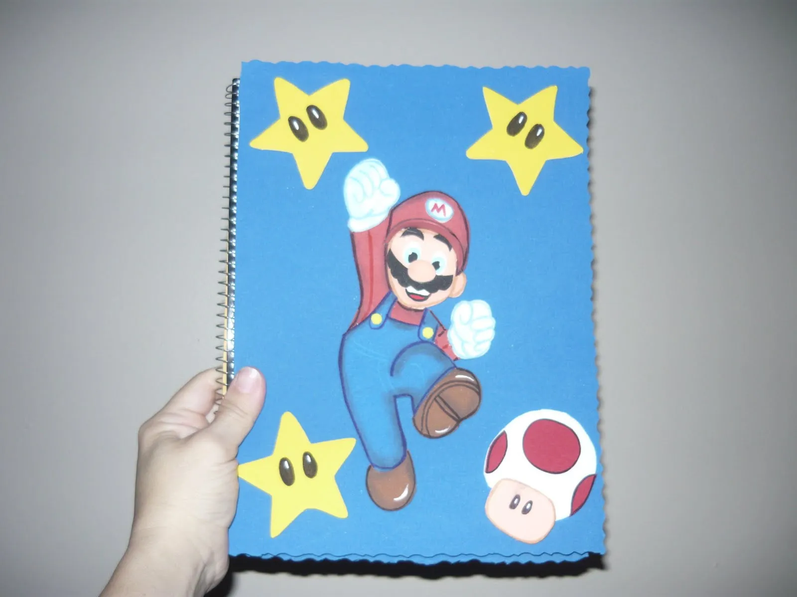 Creaciones Lorimar: CARPETAS Y CUADERNO FORRADO MARIO BROS