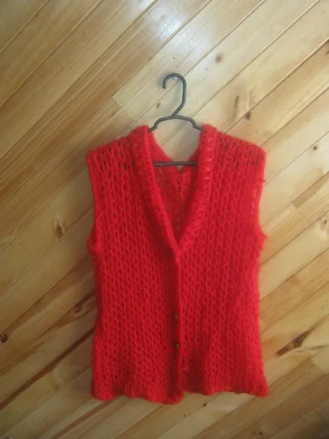 CREACIONES DE MARIA ESCILDA: CHALECOS TEJIDOS A MANO EN LANA A DOS ...