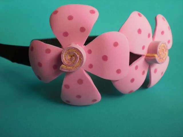 Las Creaciones de Marta: "DIADEMAS, COLETEROS, HORQUILLAS" Las Creaciones de Marta: "DIADEMAS, COLETEROS, HORQUILLAS"