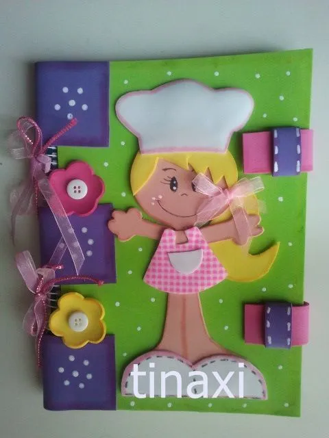 Creaciones Naxi: cuadernos decorados en goma eva Creaciones Naxi: cuadernos decorados en goma eva