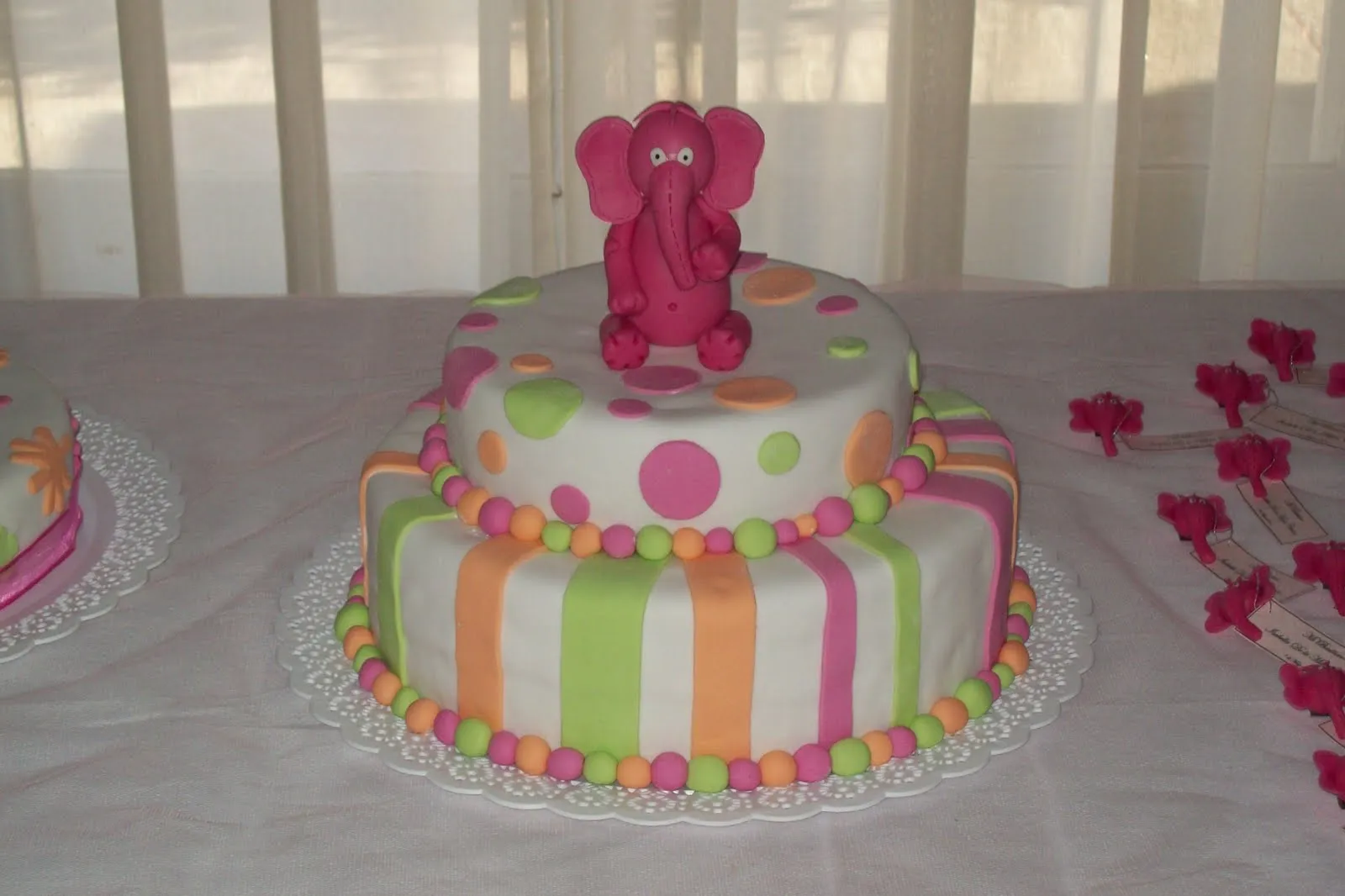 Mis creaciones en porcelana fria: 15/05/11 - 22/05/11