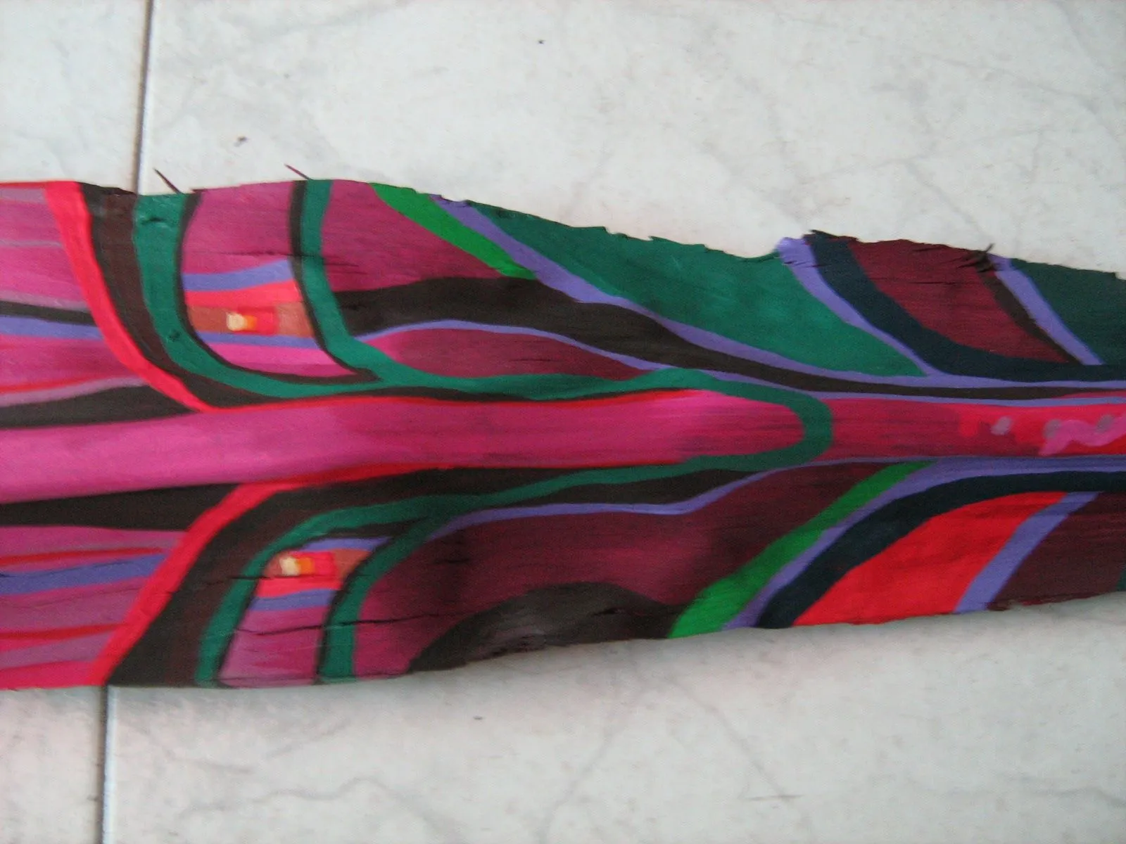 Creadoras: Máscara sobre hoja de Palmera pintada a mano con acrílico Creadoras: Máscara sobre hoja de Palmera pintada a mano con acrílico