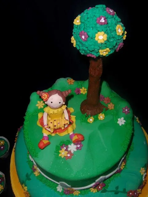 Creando en azucar: TORTA CLARILÚ
