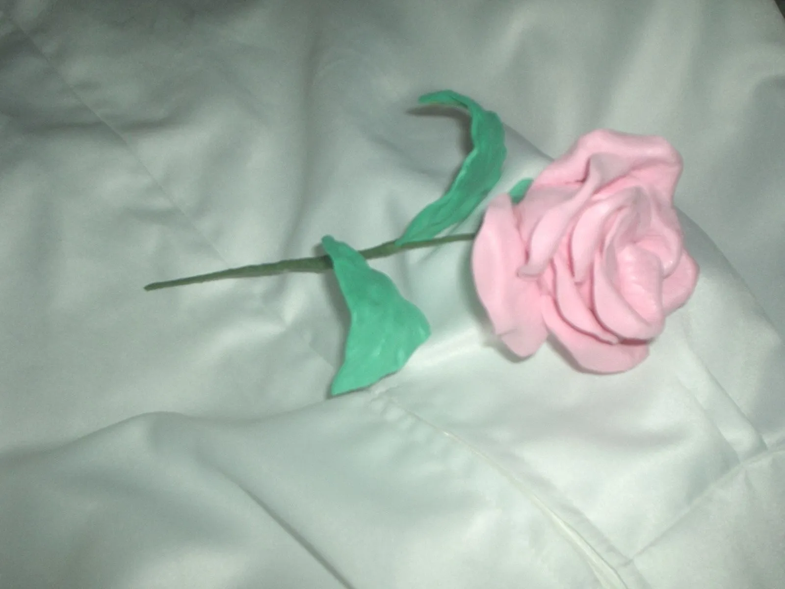 Creando mi primera rosa en goma eva. | →Flores En Goma Eva ... Creando mi primera rosa en goma eva. | →Flores En Goma Eva ...
