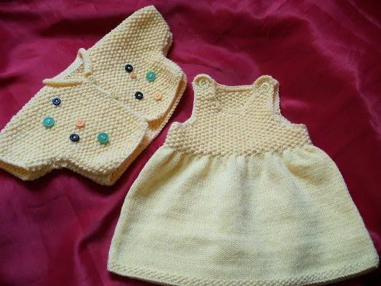Patrones de vestidos de niña tejidos en dos agujas - Imagui Patrones de vestidos de niña tejidos en dos agujas - Imagui