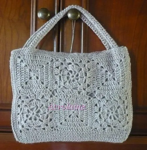 Création-sac au crochet - Photo de 2008 - Acrolaine Création-sac au crochet - Photo de 2008 - Acrolaine