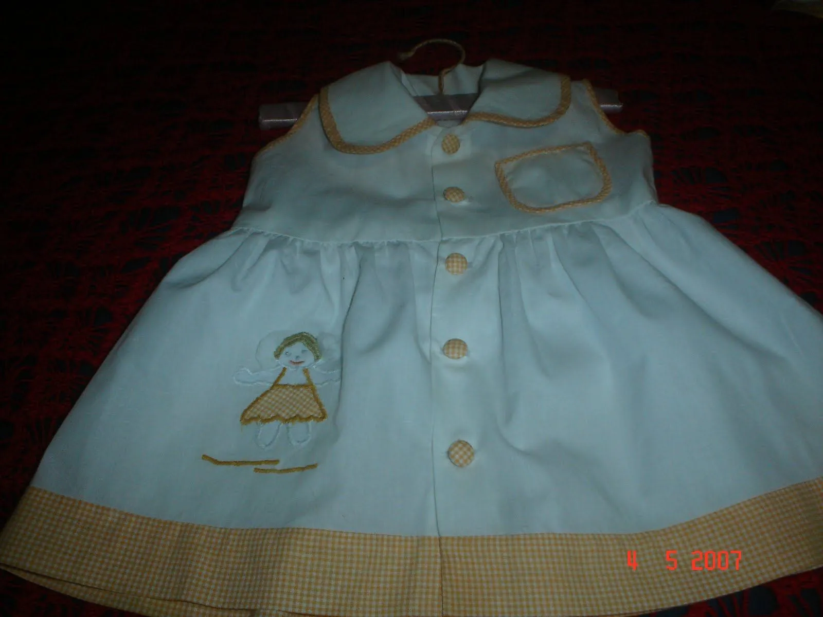 Criações da Crizelda: Vestido para criança de 1 ano Criações da Crizelda: Vestido para criança de 1 ano