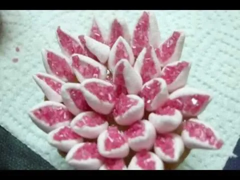 Crisantemo con nubes - YouTube