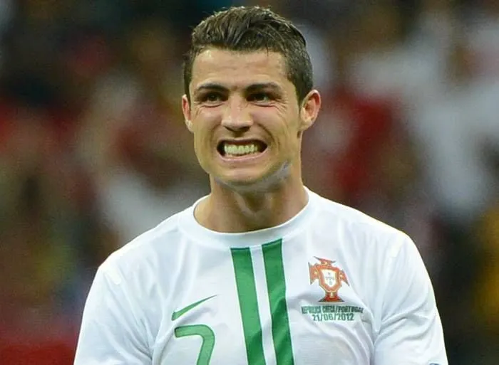 Cristiano ronaldo 2014 peinado de atras - Imagui