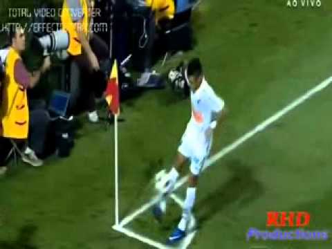 Cristiano Ronaldo Humillando a Grandes Jugadores | HD Cristiano Ronaldo Humillando a Grandes Jugadores | HD