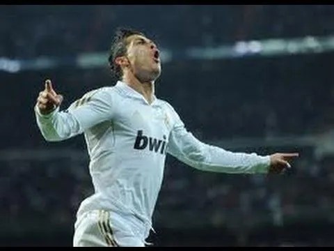 CRISTIANO RONALDO MEJORES JUGADAS 2012-2013 HD - YouTube CRISTIANO RONALDO MEJORES JUGADAS 2012-2013 HD - YouTube