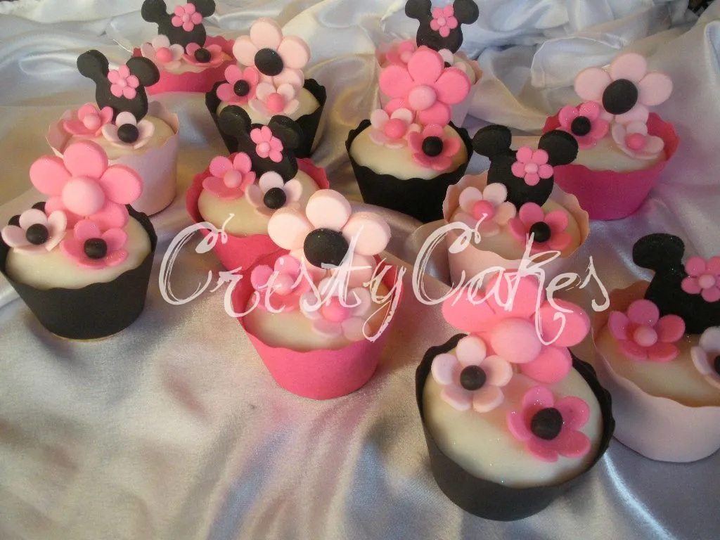 Cristy's Cakes: Baby Minnie / Minnie Bebé