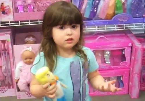 CRITI-CARLOS: Una niña de 4 años afirma que las empresas les ... CRITI-CARLOS: Una niña de 4 años afirma que las empresas les ...