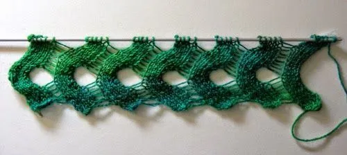 Crochet y dos agujas: Punto ondas calado con dos agujas - paso a ...