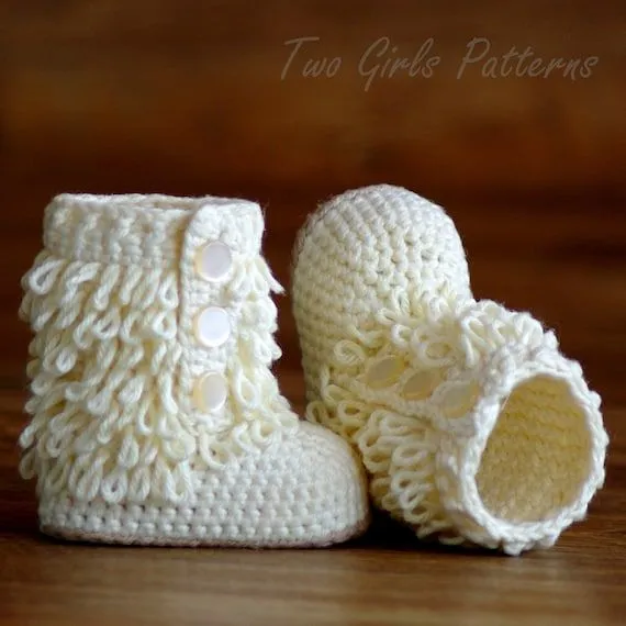 Crochet Patrón bebé Boot Furrylicious loop por TwoGirlsPatterns