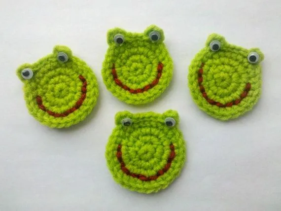 4 Crochet rana ranita apliques hechos a mano por Qspring en Etsy