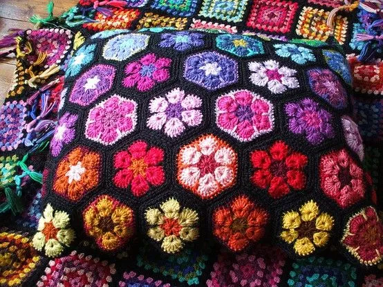La Crochetnauta: African Flower / Flor africana tutorial La Crochetnauta: African Flower / Flor africana tutorial