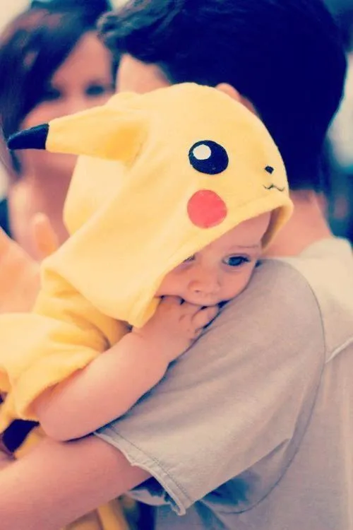 Bebes vestidos de pikachu - Imagui