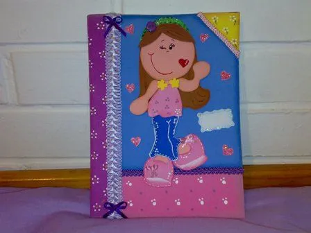 Cuaderno forrado con fomi - Imagui