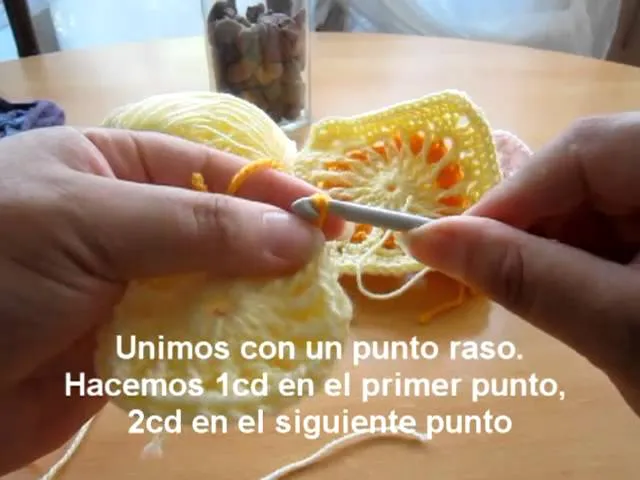 Cuadrado a Crochet con base circular - I - YouTube