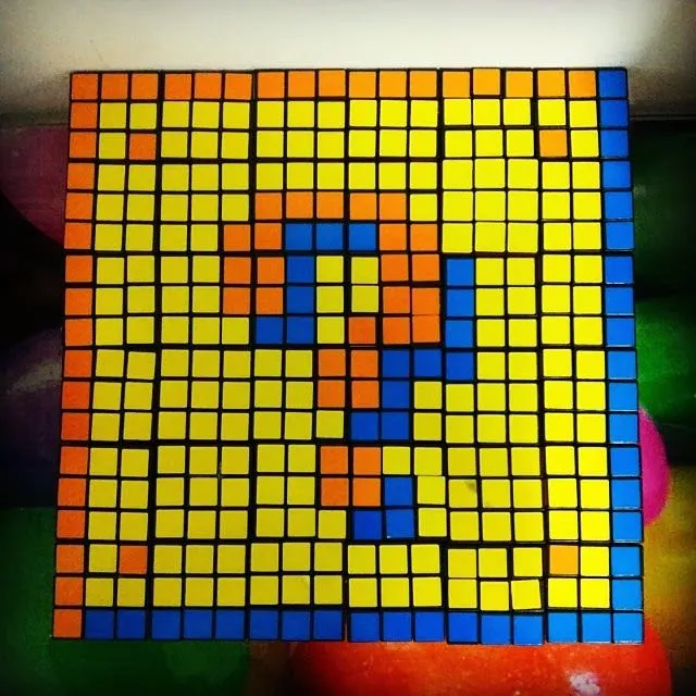 Cuadro con cubos de Rubik | Galletita de Jengibre Cuadro con cubos de Rubik | Galletita de Jengibre