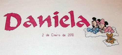 Cuadro con el nombre de Daniela : Labores en Punto de Cruz Cuadro con el nombre de Daniela : Labores en Punto de Cruz