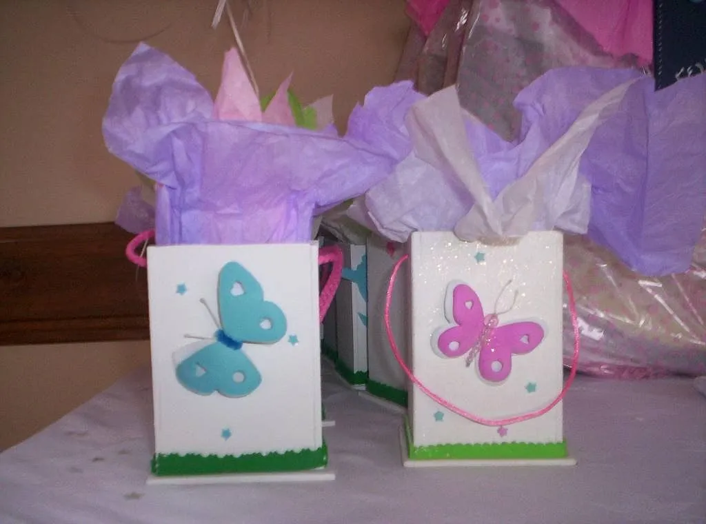 cuadros infantiles con mariposas | Decorar tu casa es facilisimo.