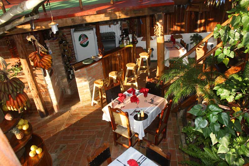 CUBA. Restaurante Villa Lagarto (Cienfuegos) CUBA. Restaurante Villa Lagarto (Cienfuegos)