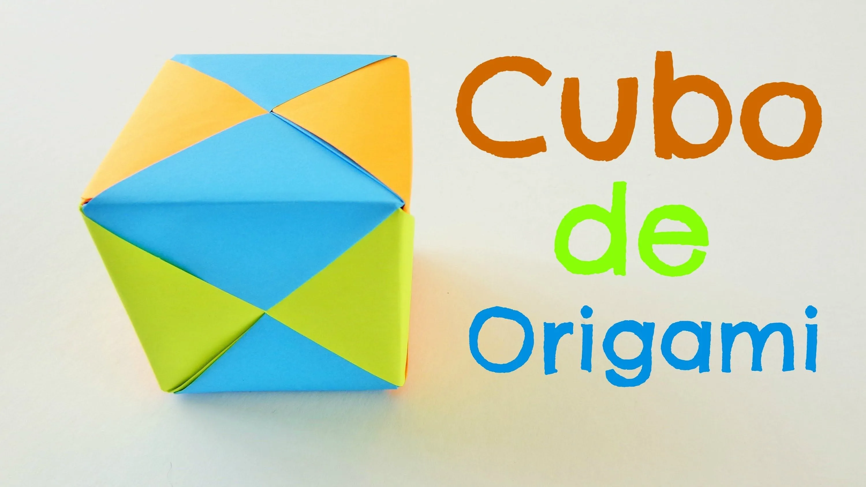 Cubo de papel, origami modular sencillo para principiantes. Cubo de papel, origami modular sencillo para principiantes.