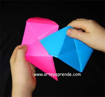 Como hacer un cubo de papel con papiroflexia, ideas para bolos de ... Como hacer un cubo de papel con papiroflexia, ideas para bolos de ...