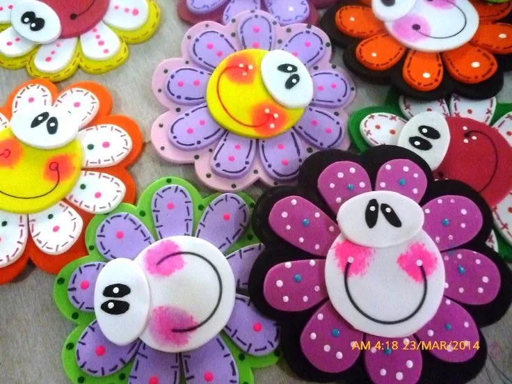 CUCHITURAS MANUALIDADES: LIBRETAS Y LAPICES CUCHI. | salita ...