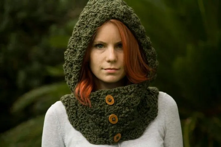 collo con cappuccio verde! | manicotti lana | Pinterest